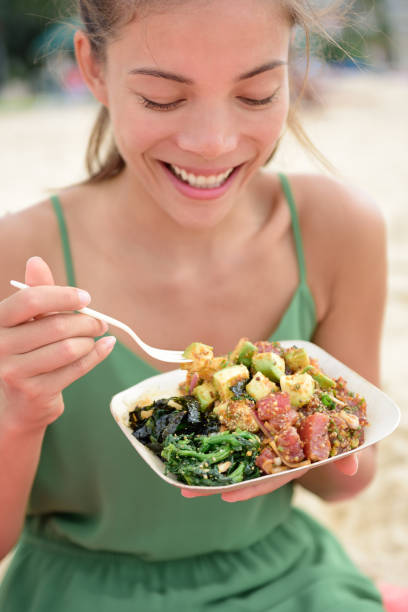Para el cuidado y crecimiento del cabello empieza con una dieta equilibrada.